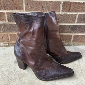 Gorgeous western style Antonio Melani heeled booties